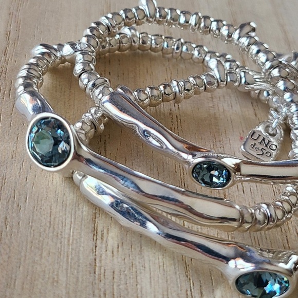 UNO de 50 Bracelet - DELIRIUM - Silver plated with Swarovski Blue Crystals - Picture 8 of 14